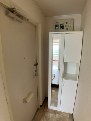 【玄関】 | ミングルAP.栗谷一番館 | 玄関には全身ミラー付きでお出かけの時の身だしなみ確認もばっちり！