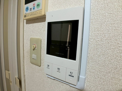 【セキュリティ】 | ミングルAP.栗谷一番館 | 防犯対策に有効なカメラ付きインターホン！突然の来客にもバッチリ対応できちゃいます☆