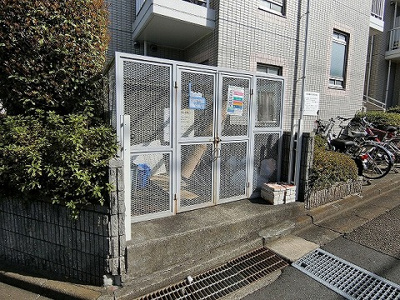 【その他共用部分】 | ミングルAP.栗谷一番館 | 敷地内ごみ置き場でごみ出しもらくらく～♪忙しい社会人さんや主婦さんにもうってつけ！