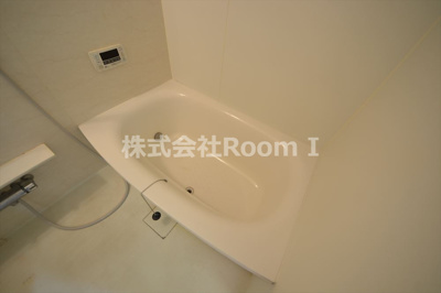 【浴室】 | グランルージュ谷町六丁目 | 落ち着いた空間のお風呂です