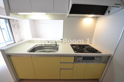 【キッチン】 | グランルージュ谷町六丁目 | 使いやすいキッチンです