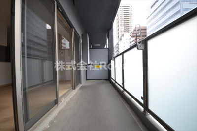 【バルコニー】 | グランルージュ谷町六丁目 | 広々としたバルコニーです