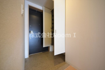 【玄関】 | グランルージュ谷町六丁目 | きれいな玄関です