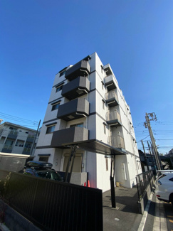 【外観】 | ペット＆楽器OK♪東急田園都市線「高津」駅・「溝の口」駅・南武線「武蔵溝ノ口」駅より徒歩圏内☆鉄筋コンクリートの5階建てマンションです！
