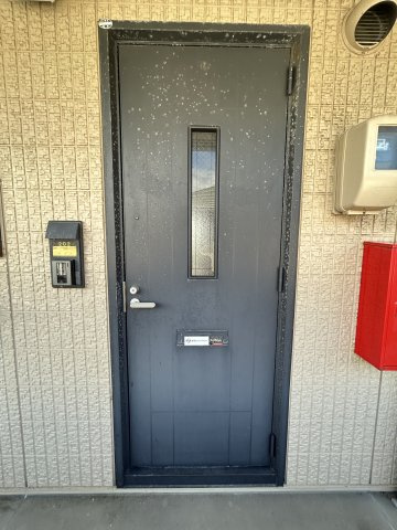 グリーンビューA棟の玄関