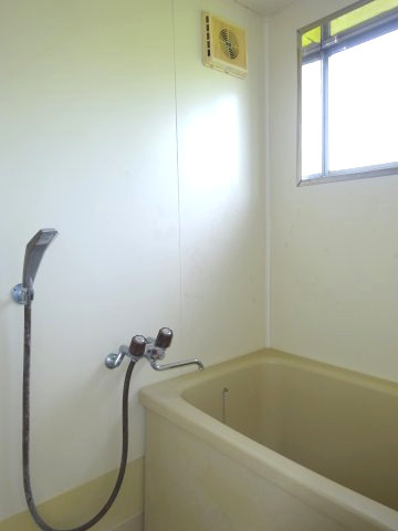 Ｍハイツ佐志の浴室