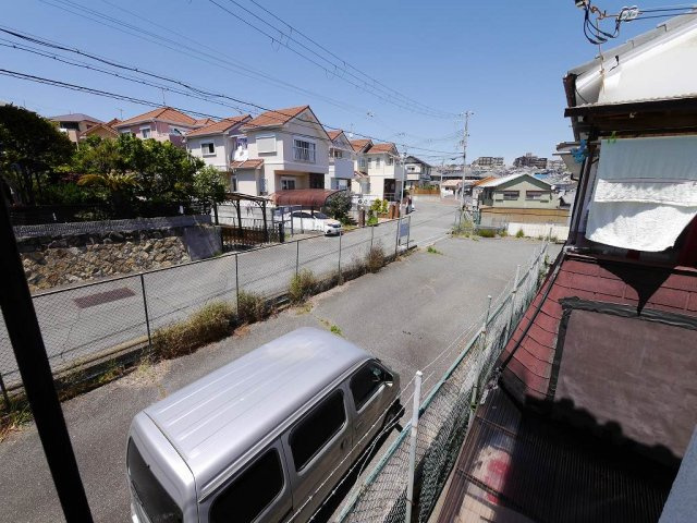 朝霧町３丁目貸家の展望