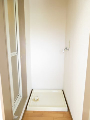 【設備】 | メゾン・アイ | 洗濯機置き場