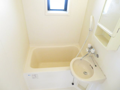 【浴室】 | メゾン・アイ | 窓あり