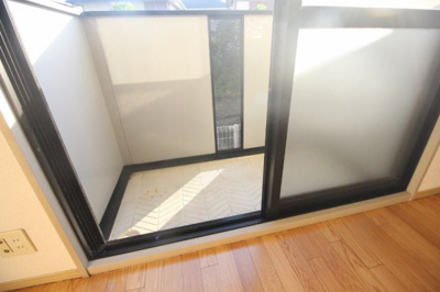 【バルコニー】 | 上萱の園