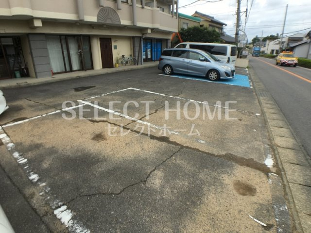 【駐車場】 | ネオポリス幸田 | 駐車場完備です