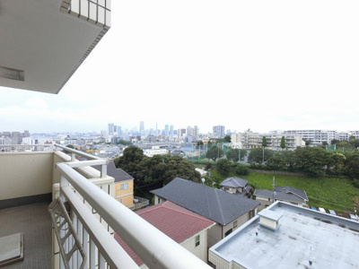 【展望】 | インペリアル東白楽ガーデンハウスB棟 | ８階建て７階部分からのバルコニースペースです。