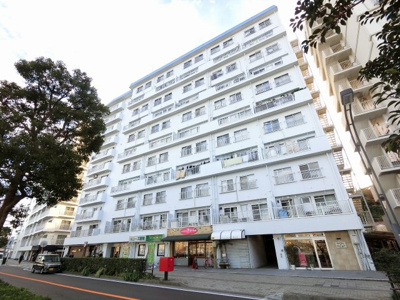 【外観】 | 金沢八景ローズマンションアネックス | 戸建感覚を味わえるメゾネット住戸。平潟湾を望む眺望・風通良好です。