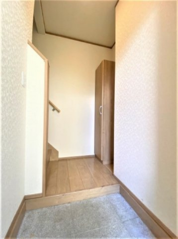 フリーデンⅢの玄関