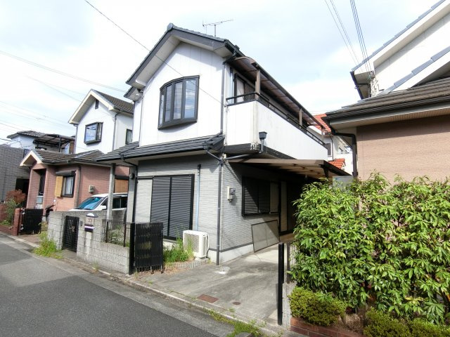 神戸市西区今津　中古戸建の前面道路含む現地写真