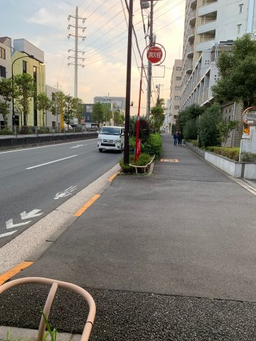サンライズビルの周辺