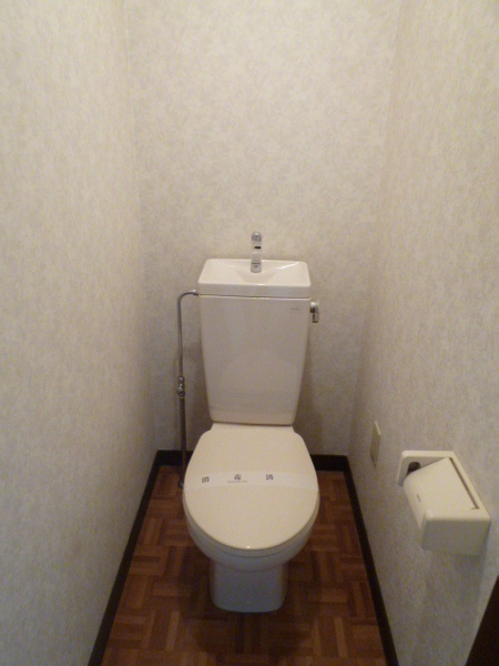 セピアハイツのトイレ|落ち着いたトイレです