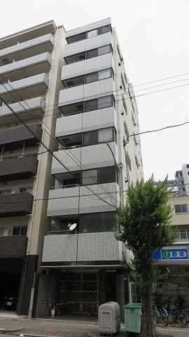 ライジング・ベイスの外観