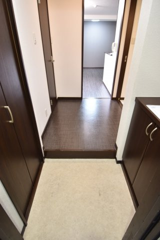 ライジング・ベイスの玄関