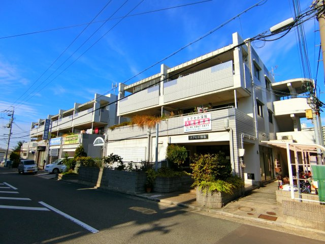 エクセル深阪の外観