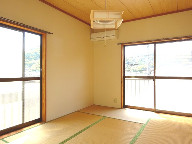 Мハイツ黒崎Ａ棟の和室