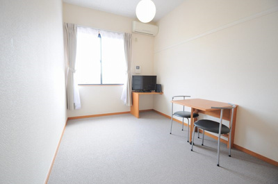 【居間・リビング】 | レオパレスカワキタ