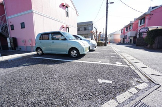 【駐車場】