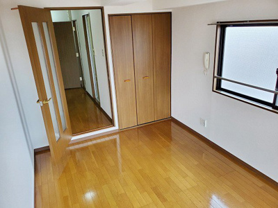 【洋室】 | セイント・プレアーⅡ