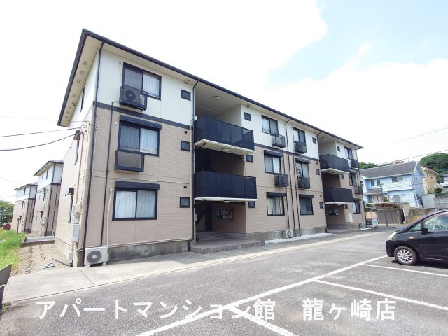 ヒルサイドテラス久保台Ａ