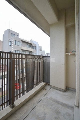 広島市西区天満町の賃貸マンションのバルコニー