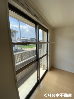 【設備】 | シャーメゾン小泉 B棟 | 室内物干し