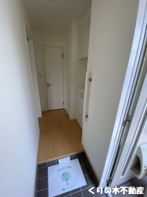 【玄関】 | シャーメゾン小泉 B棟 | きれいな玄関です