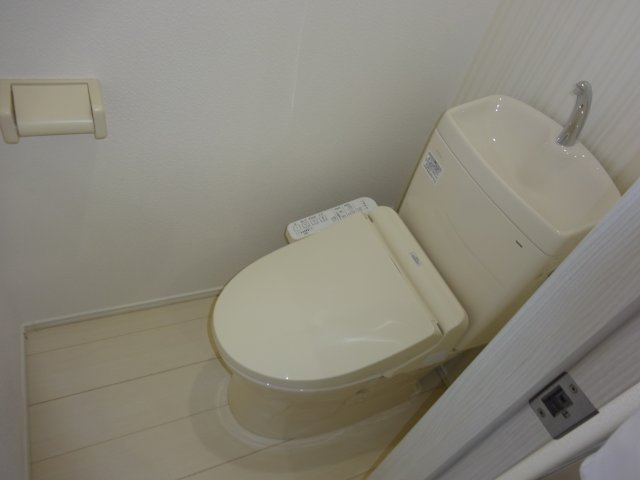 フローレス東松本のトイレ