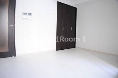 【寝室】 | W-STYLE北浜 | 開放的な寝室です