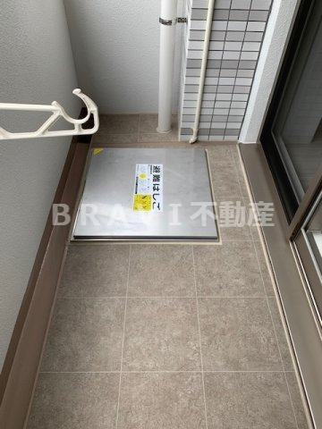 プランドール北浜　BRAVI不動産のバルコニー|【プランドール北浜】広々としたバルコニーです