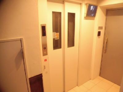 アート四条堀川のその他共用部分|エレベーター