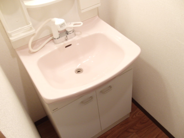 WEST VILA 21の独立洗面台|朝シャンで寝ぐせ対策がバッチリです