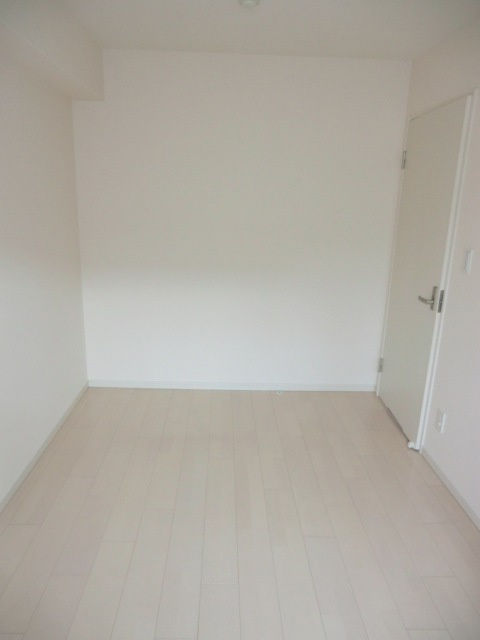 メゾンT.I.Uの洋室