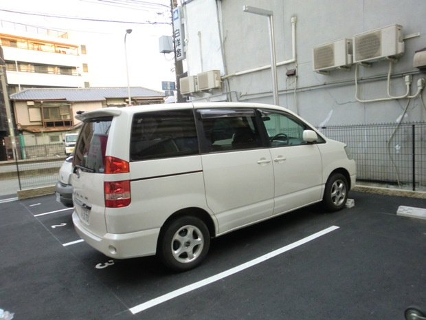 ベロ・クオーレ三国の駐車場