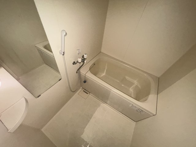 大阪市淀川区木川西４丁目の賃貸マンションの浴室