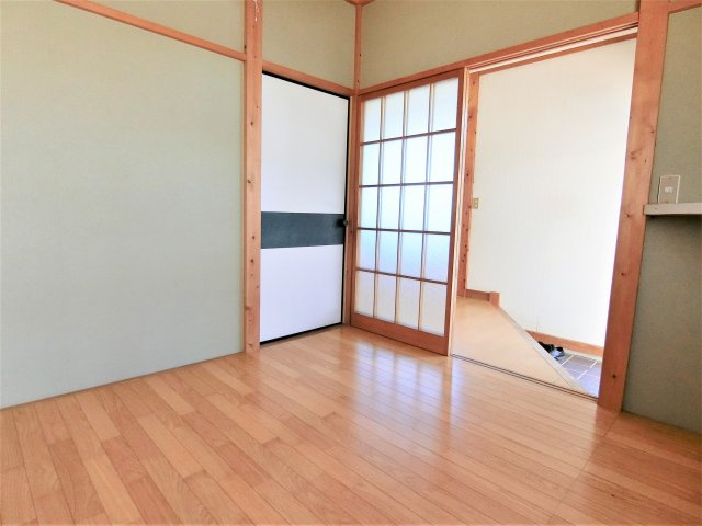 山武市井之内2966邸の洋室