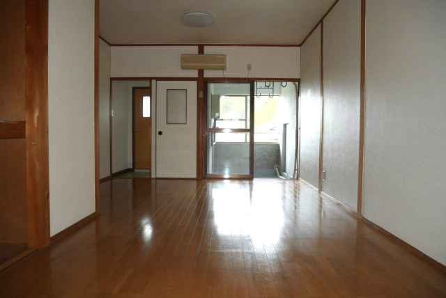 冠マンションの洋室