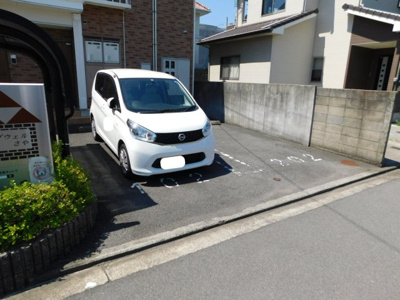 【駐車場】 | リブウェルさや