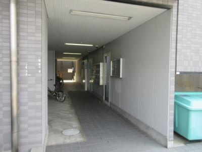 シティコート丸太町のエントランス