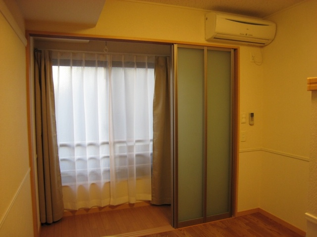 【洋室】 | レオパレスポムール | Ｓコート