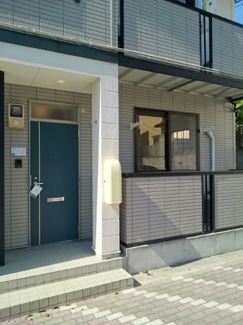 【エントランス】