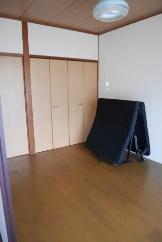 コーポ国府の洋室