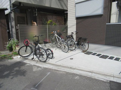 【その他共用部分】 | ハーモニーテラス下小阪（河内小阪賃貸） | 駐輪場です