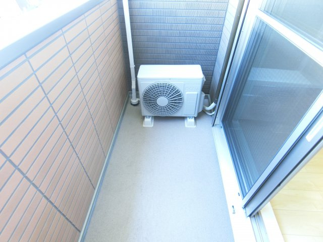 クラルテ　Ｍのバルコニー