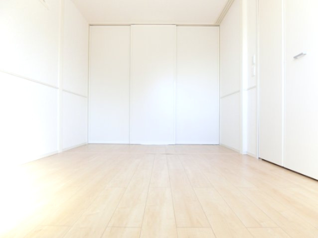 クラルテ　Ｍの洋室